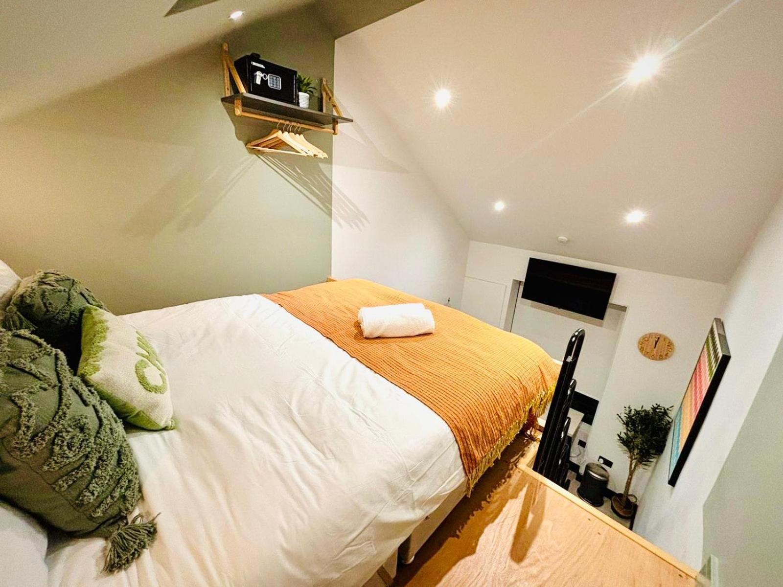 London Luxury Mezzanine Studio Flats Next Hackney Central Bagian luar foto