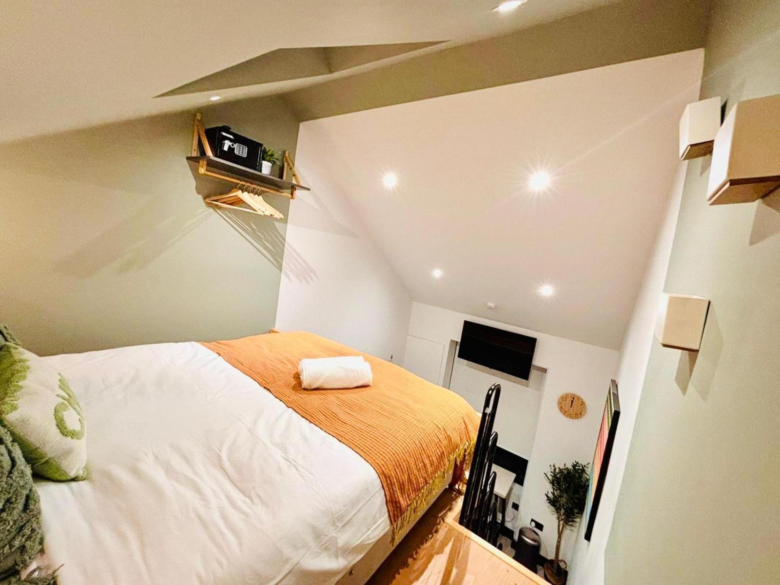 London Luxury Mezzanine Studio Flats Next Hackney Central Bagian luar foto