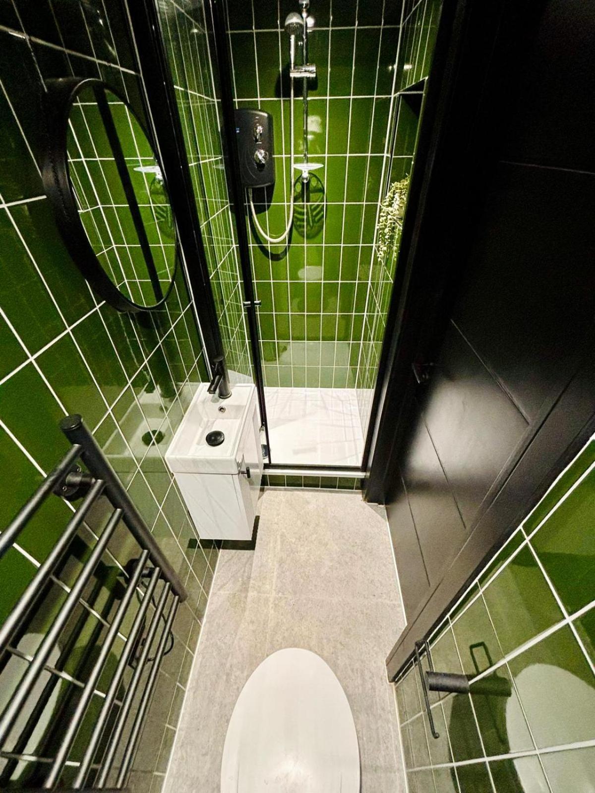 London Luxury Mezzanine Studio Flats Next Hackney Central Bagian luar foto